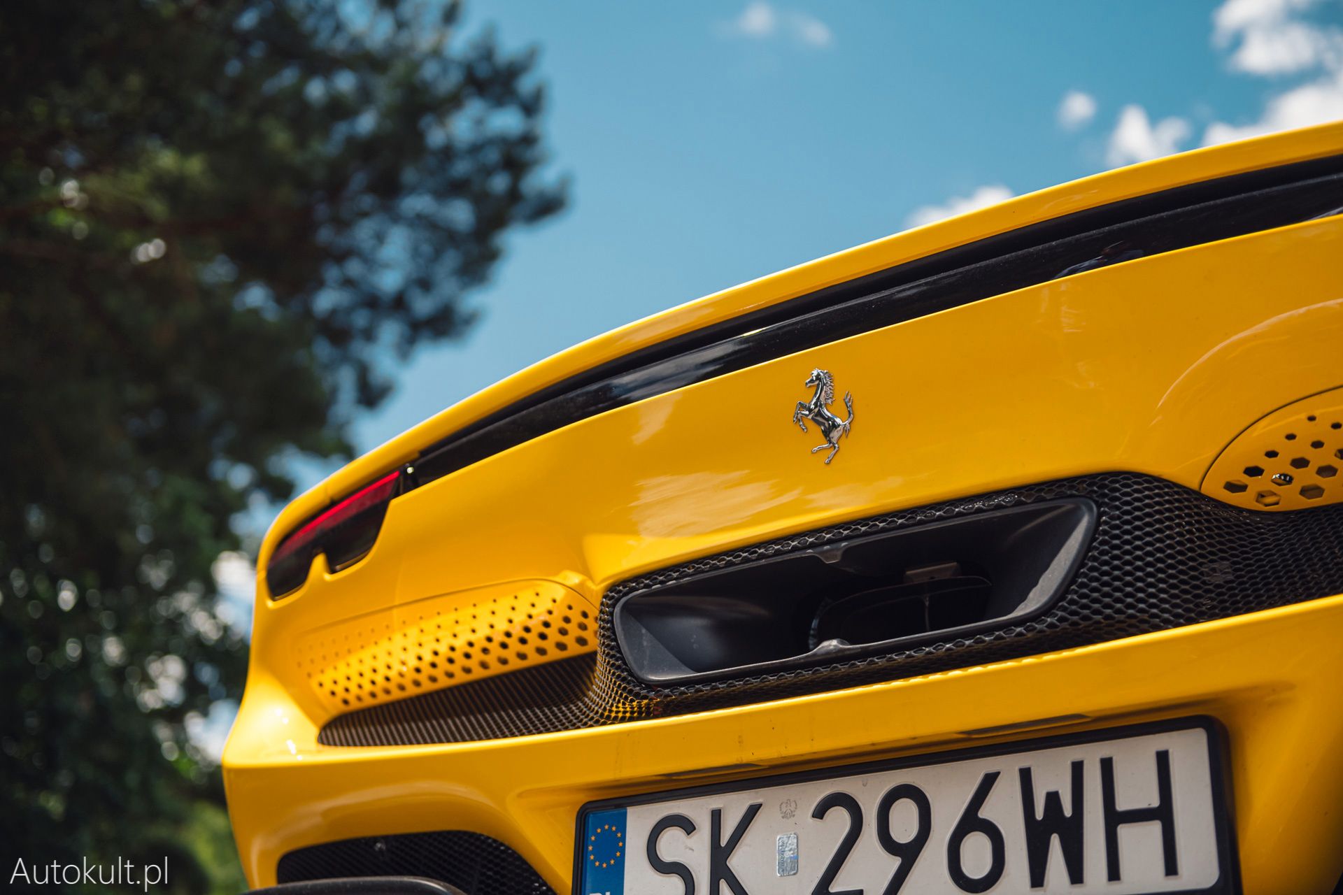 Ferrari 296 GTB (2022)