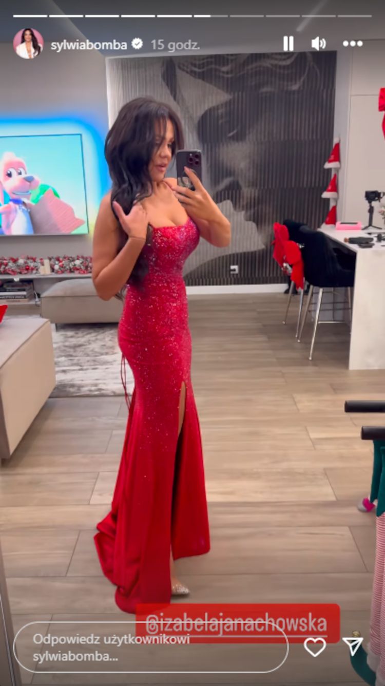 Sylwia Bomba w sukni od Izabeli Janachowskiej