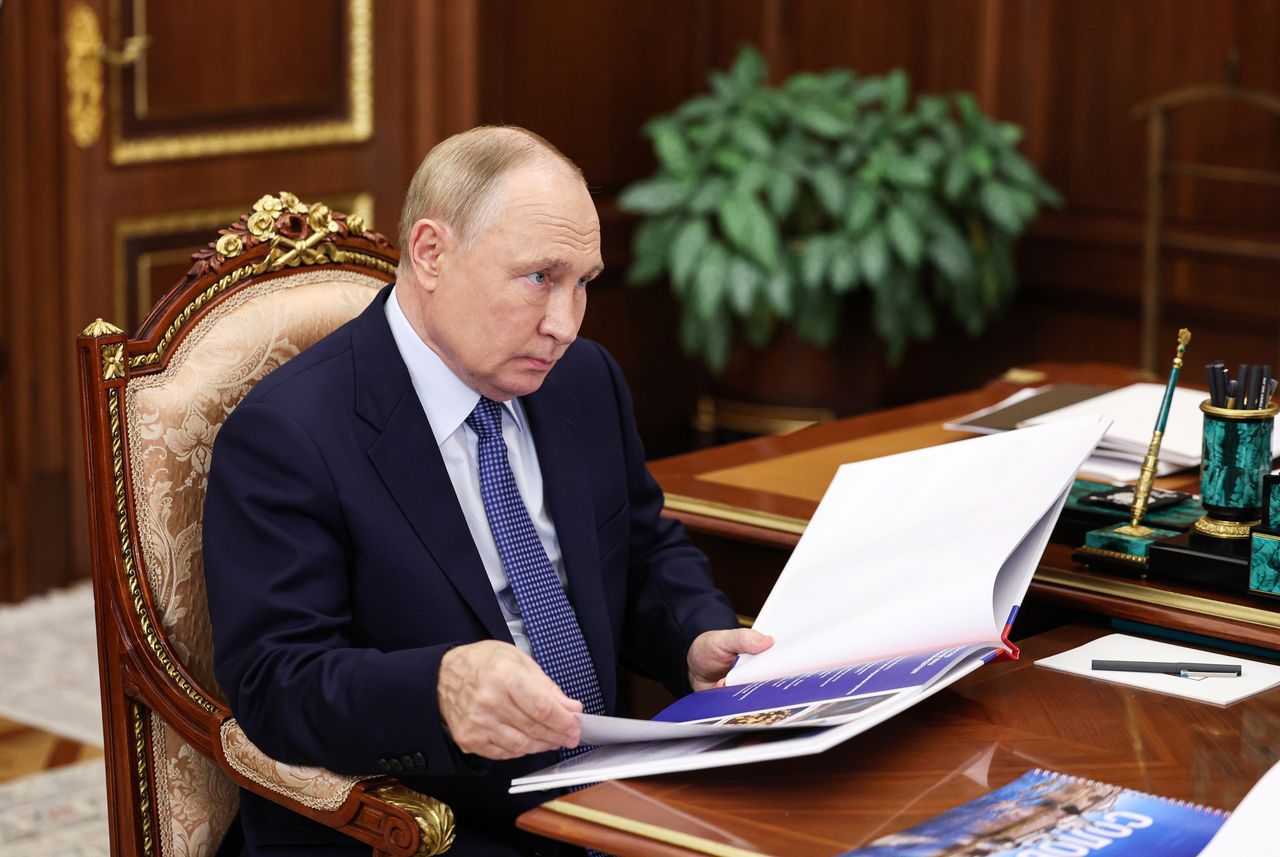 Putin doubles down on Transneft tax, slashing investments