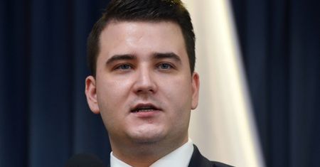 Misiewicz SKARŻY SIĘ na media: "GDZIE MAMY ZDOBYĆ DOŚWIADCZENIE, żeby skutecznie pracować dla Rzeczypospolitej?"