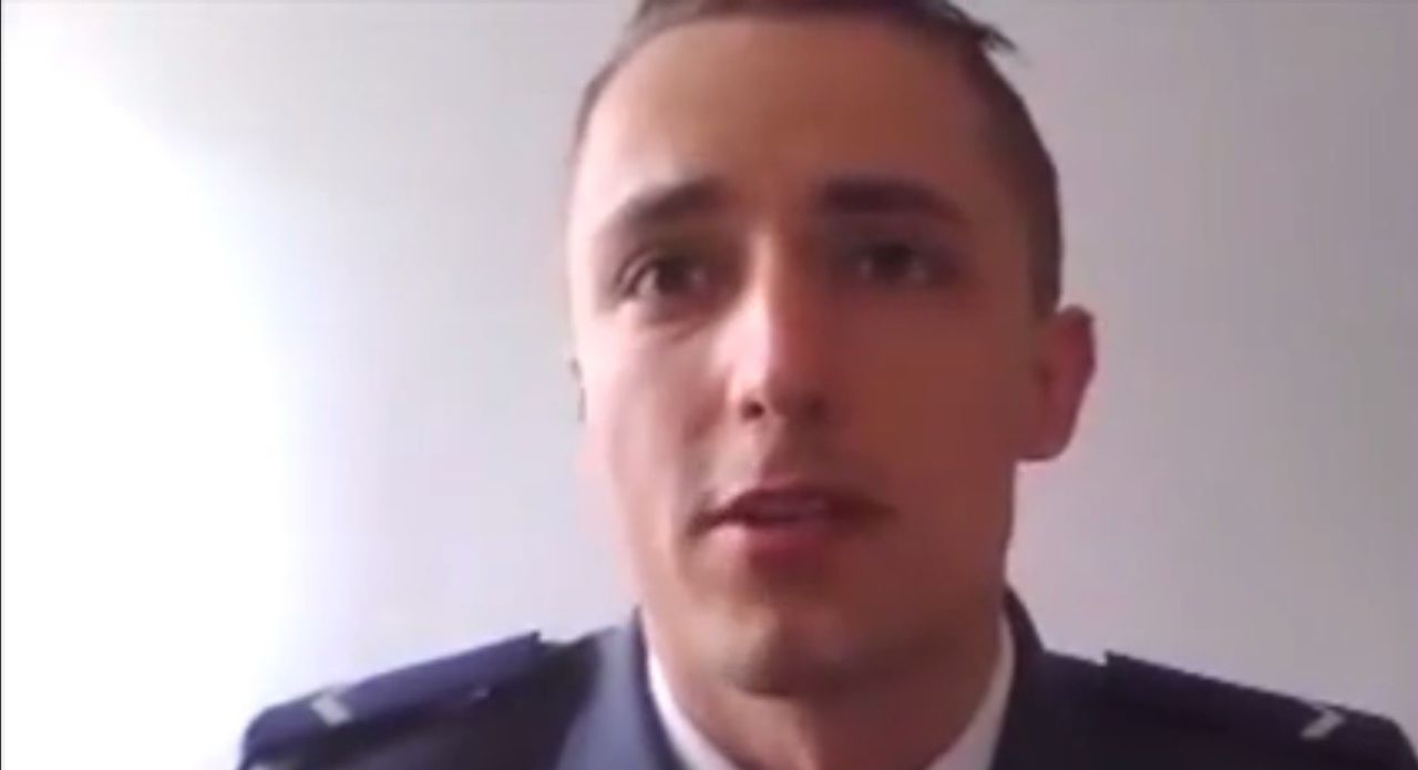 Policjant rezygnuje z pracy. "Nie do takiej policji wstępowałem" (WIDEO)