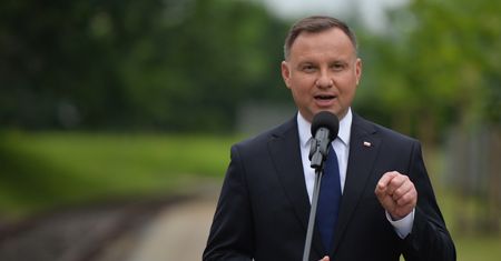 Andrzej Duda wyśmiał Rosjan. Opozycja reaguje. "Kompromitacja"