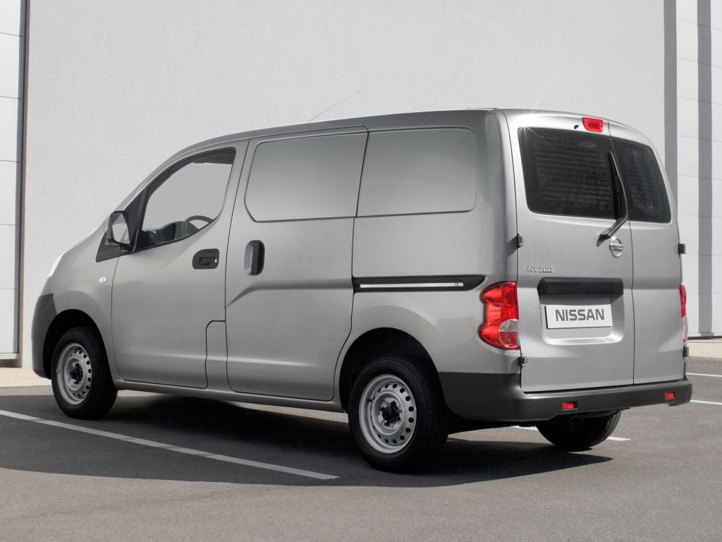 Nissan NV200 2