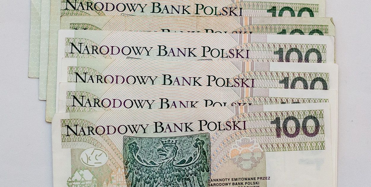 ZUS podwyższy emerytury i renty. Oto nowe stawki na 2025 rok