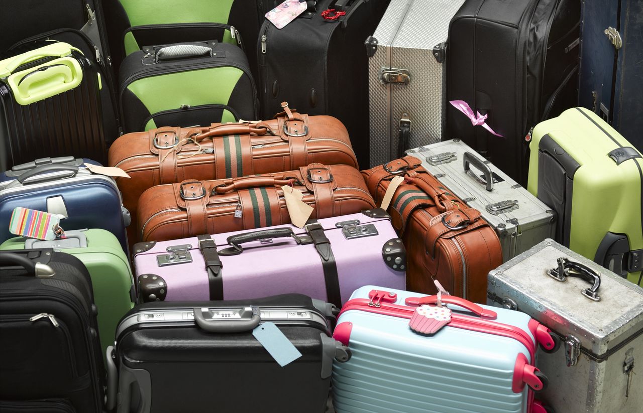 Ribbons and locks: Common luggage habits may backfire