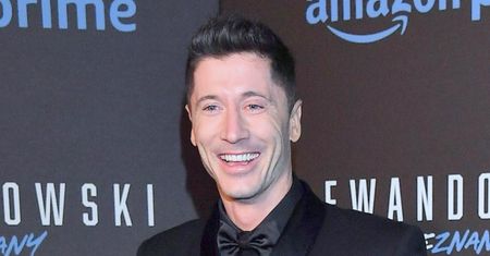 Robert Lewandowski poszerzył kolekcję luksusowych samochodów o kolejną brykę. Cena zwala z nóg...