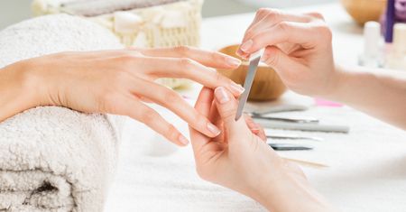 Zastąpi klasyczny french? Modny manicure podbija sieć