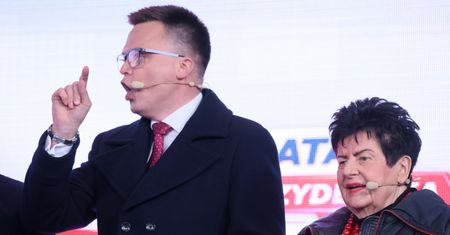W debacie padło pierwsze pytanie. Hołownia wygwizdany