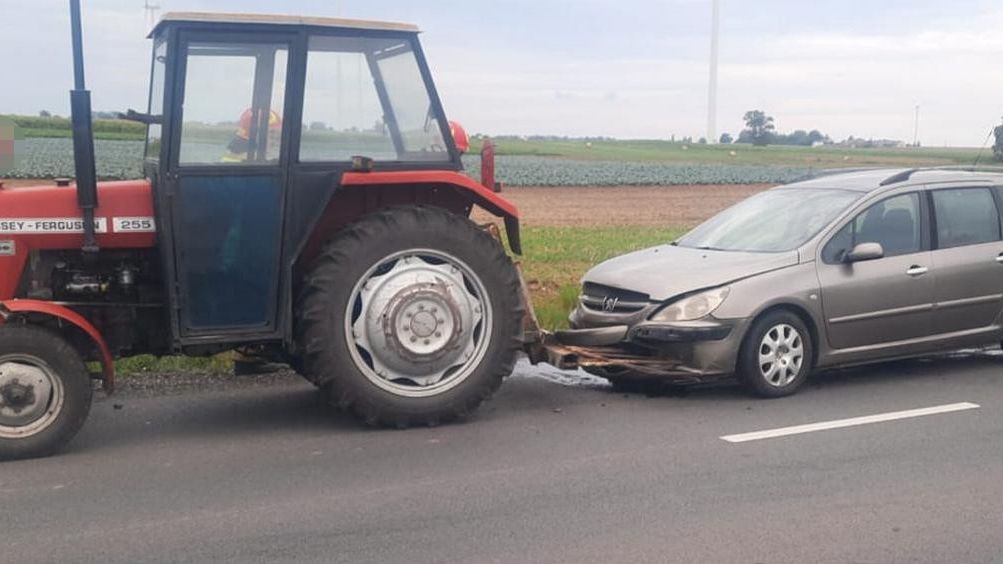 30-latek wjechał w ciągnik