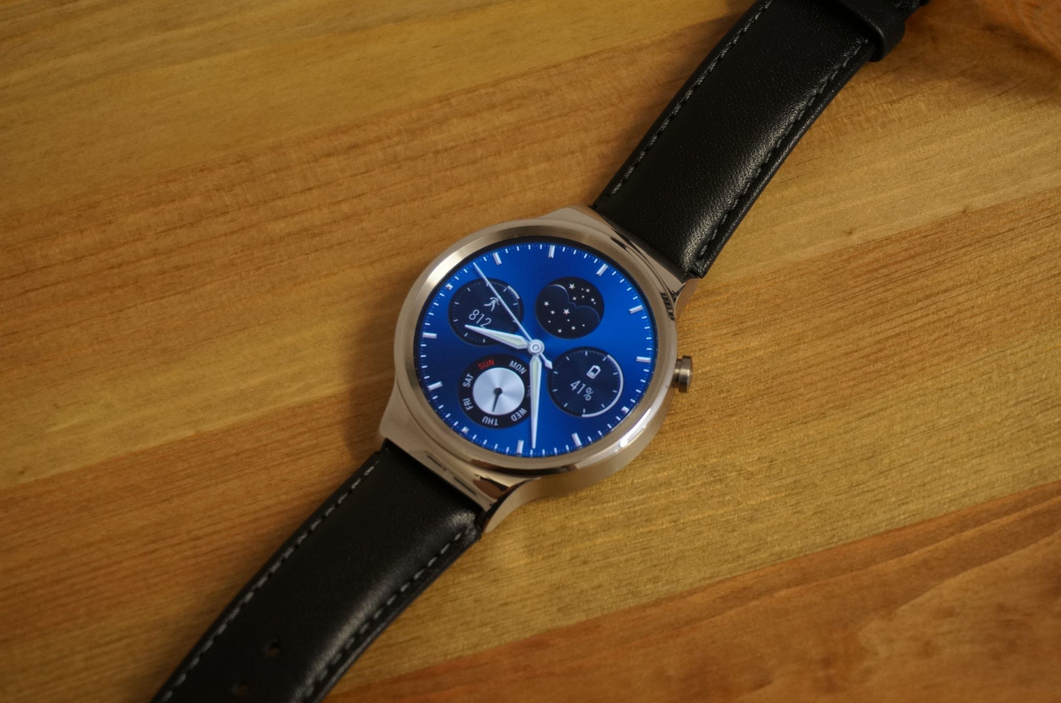 Huawei Watch vs LG G Watch R - czy warto dopłacać? 4