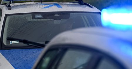 Nieoznakowany radiowóz wbił się w Tira. Policjant odszedł na wieczną wartę