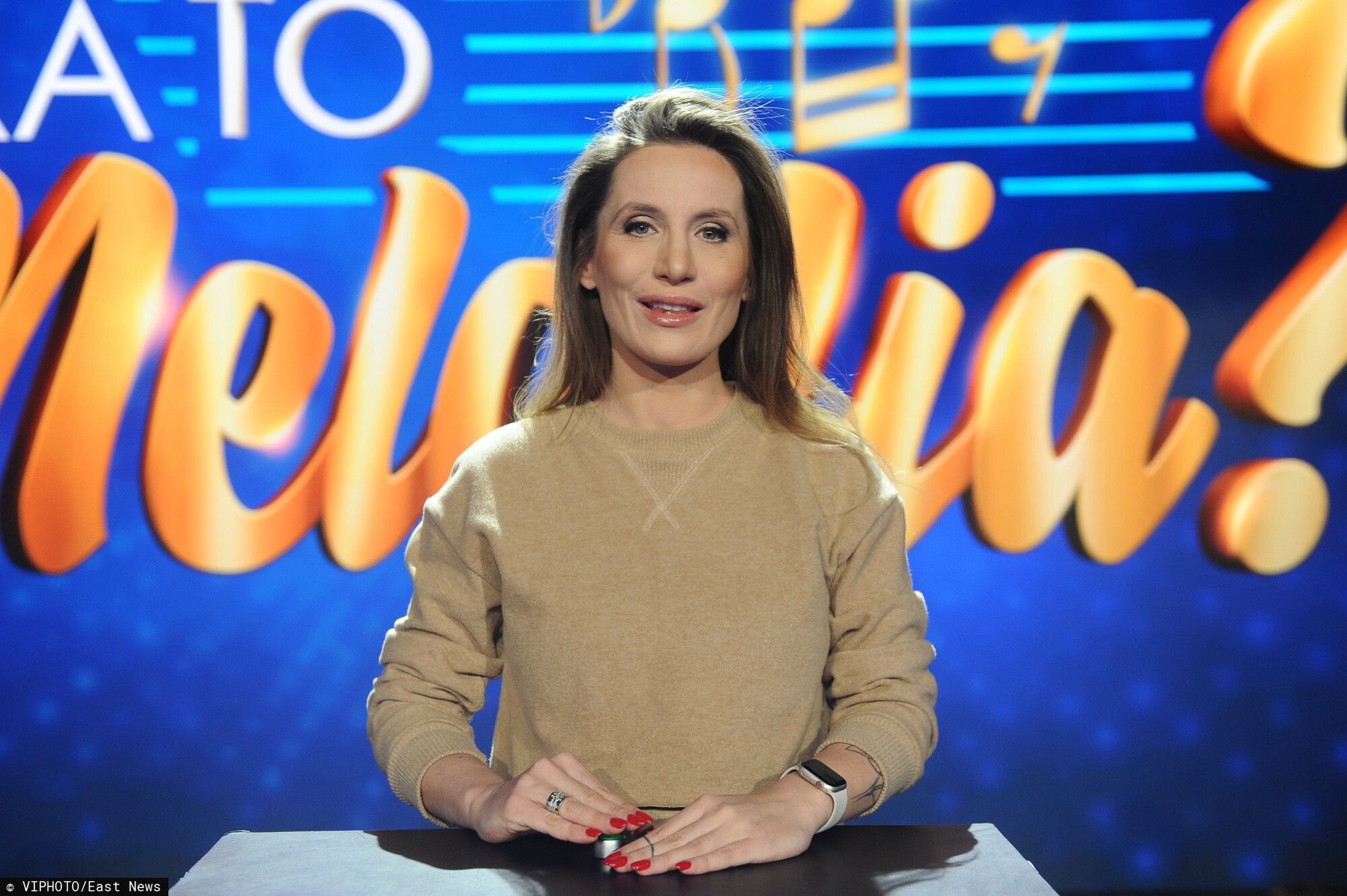 Pola Wiśniewska eksponuje ciążowy brzuszek podczas starcia z Michałem Wiśniewskim i Fabienne w "Jaka to melodia?"