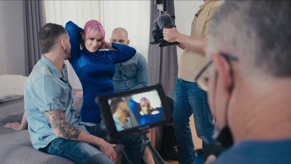 Tak wygląda praca na planie filmu erotycznego
