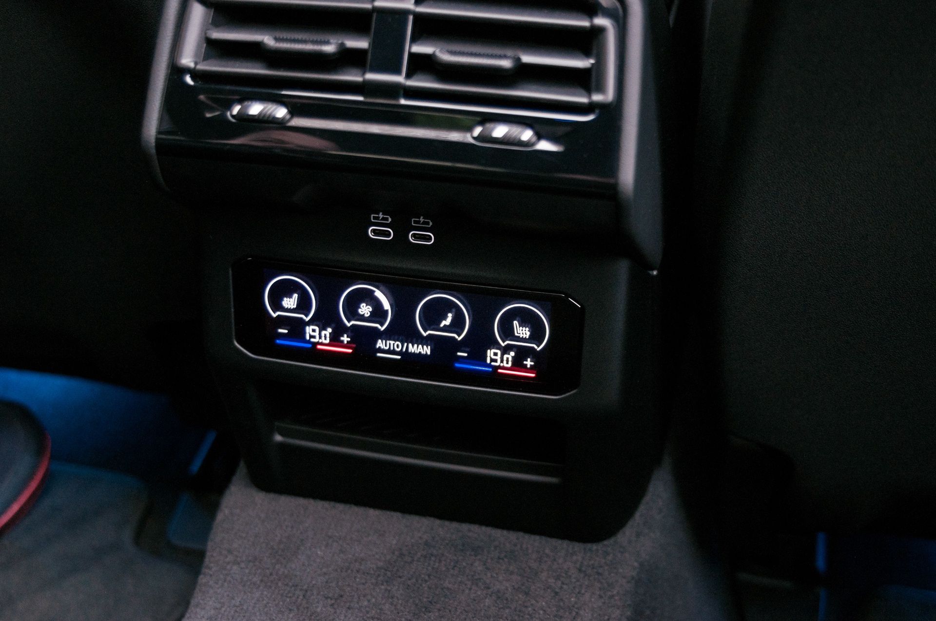 BMW i5 (2023)