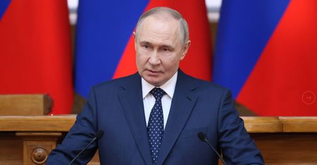 Rosyjska gospodarka się dławi. Ściana, w którą uderza Putin