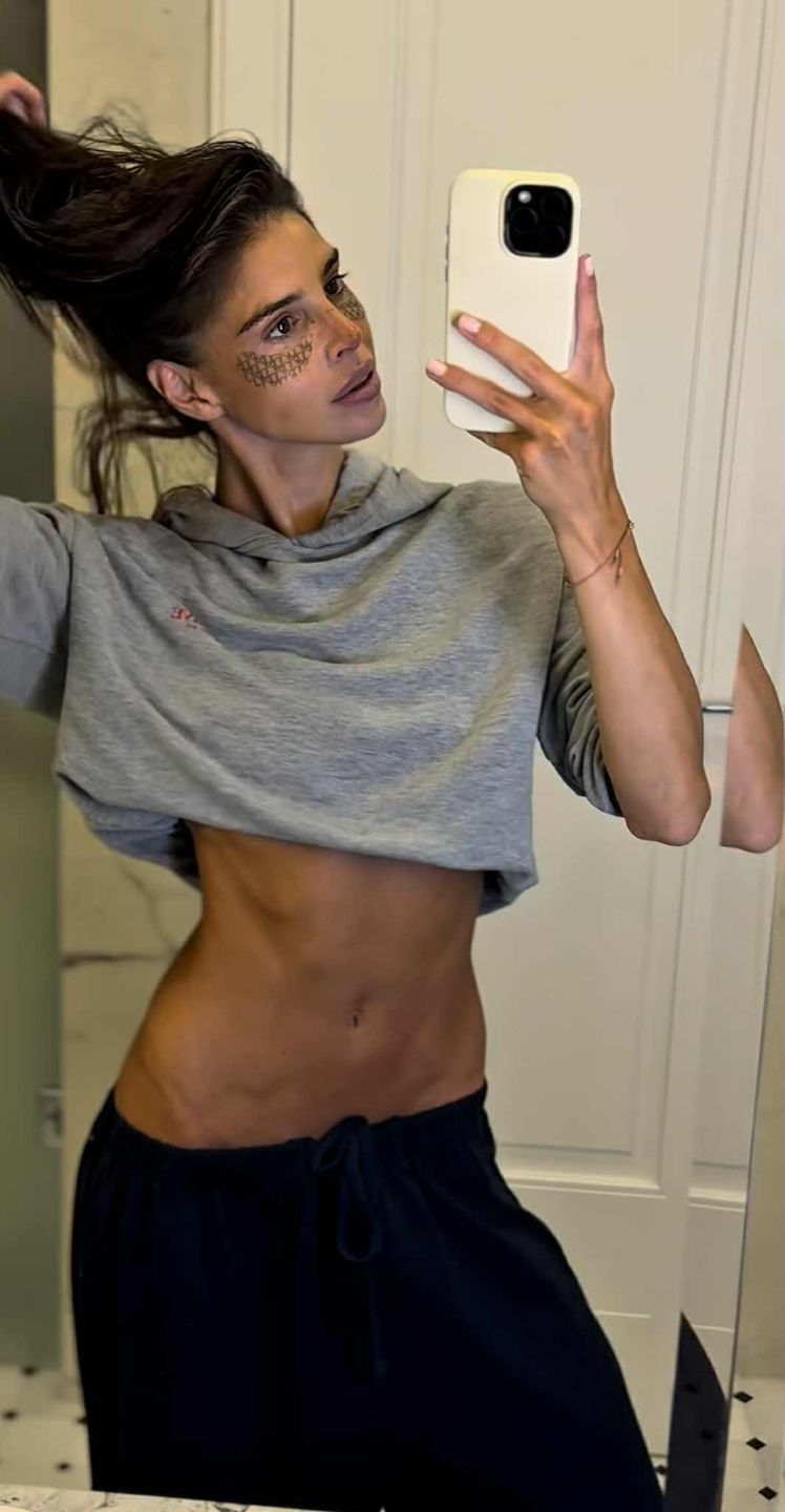 Anna Markowska chwali się umięśnionym brzuchem