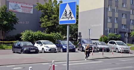 Stanowisko przeciwko przepisom dającym pierwszeństwo pieszym