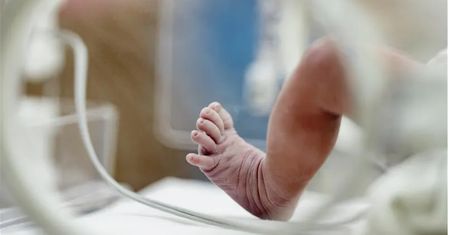 Nie ma opieki dla noworodka urodzonego w Zatorze. Może pozostać w szpitalu