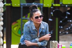 Chrissy Teigen rzuciła używki. "Trzeźwa od 4 tygodni"