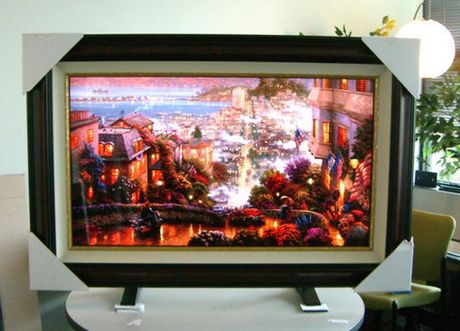 Zamiast obrazu na ścianie – telewizor Samsunga 1
