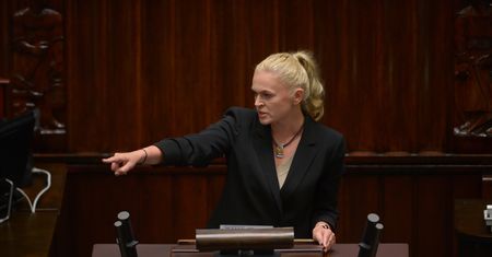 "Katolickie nawiedzenie". Awantura w Sejmie