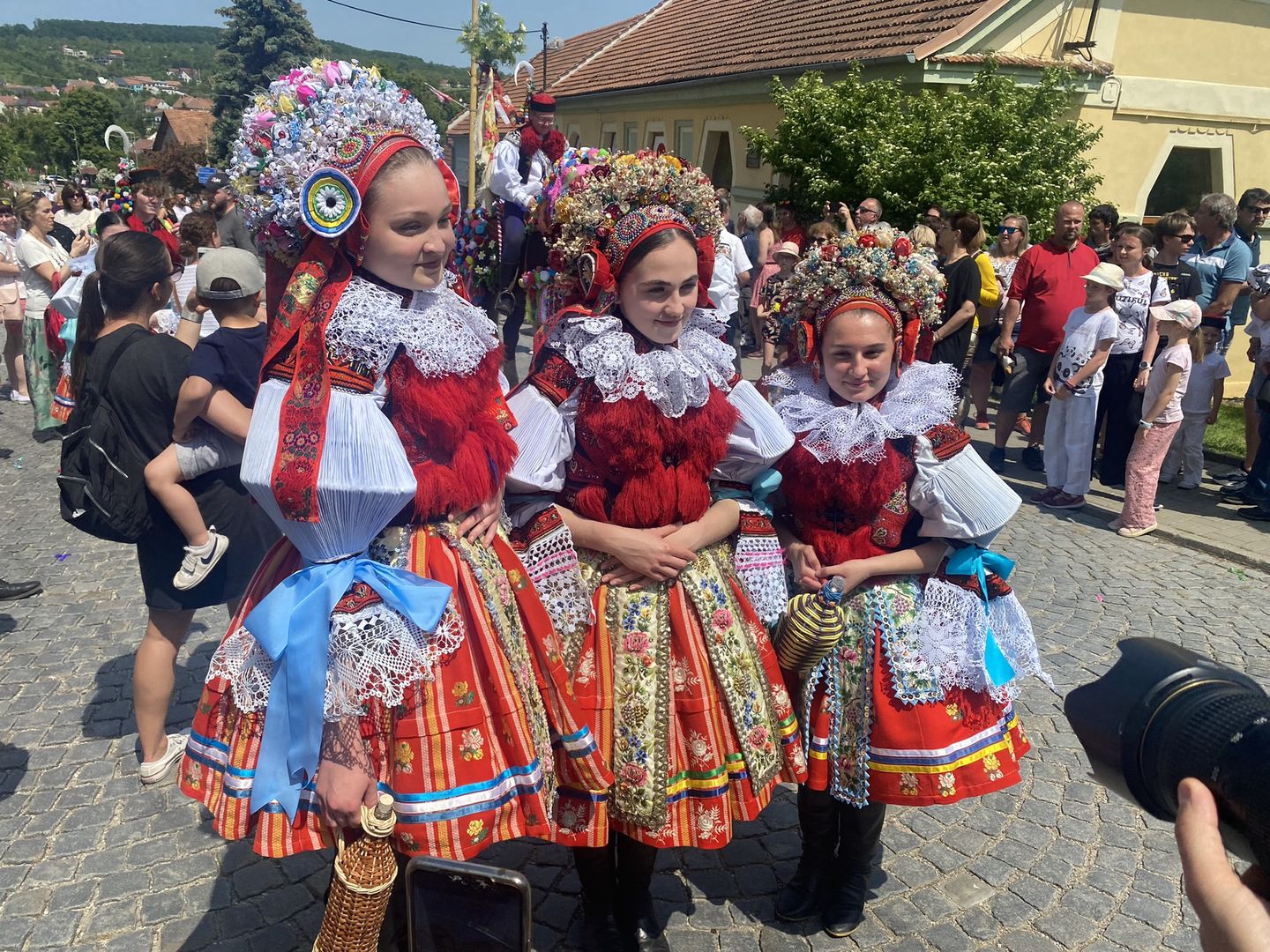 Mieszkanki Vlčnova w tradycyjnych strojach ludowych  