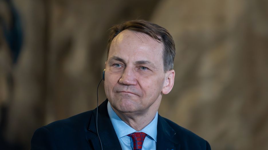 PRAGUE, CZECH REPUBLIC - 2024/03/20: Polish foreign minister Radoslaw Sikorski seen during a joint press conference in Prague. Minister of Foreign Affairs of Poland Radoslaw Sikorski visited the Czech Republic and met with the Czech foreign minister Jan Lipavsky one day before the meeting of Visegrad Group (V4) of Foreign Ministers in Prague. (Photo by Tomas Tkacik/SOPA Images/LightRocket via Getty Images)