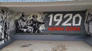 Nowy wygląd przystanku w Nowej Górze. Patriotyczny mural odmienił jego wygląd!