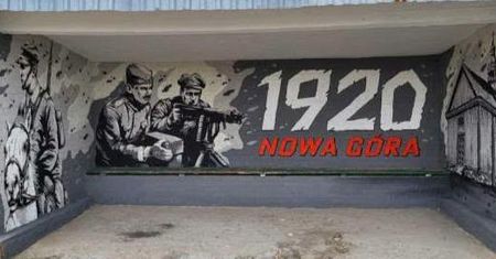 Nowy wygląd przystanku w Nowej Górze. Patriotyczny mural odmienił jego wygląd!