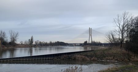 Wrocław. Sprzątanie wałów nad Odrą 10 kwietnia. Pomóc może każdy
