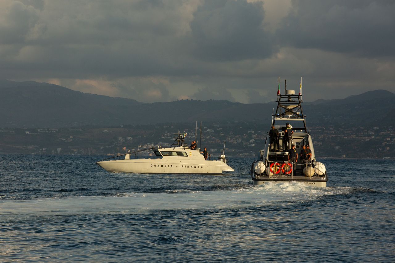 Seven people died in the yacht disaster/ Photo from the search and rescue operation