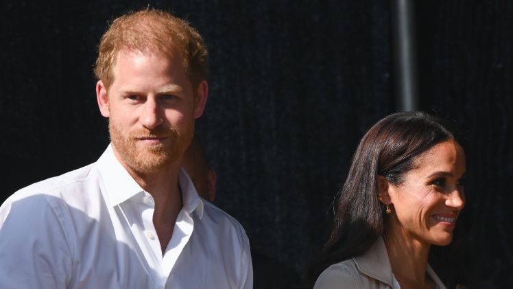 Książę Harry chce odbudować relacje z dawnymi przyjaciółmi