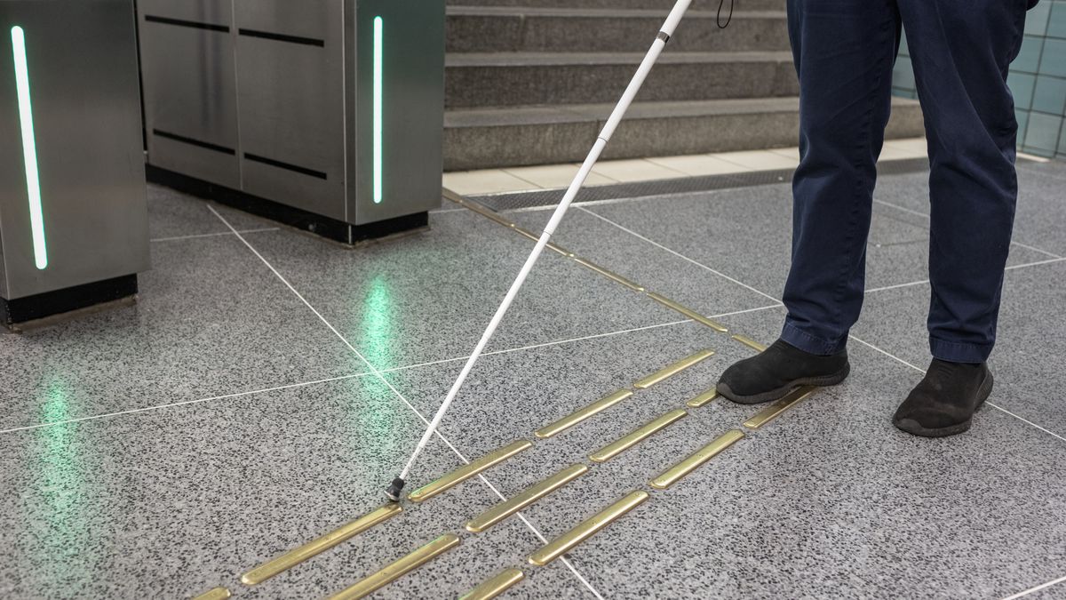 Przez pół wieku udawał niewidomego. Wpadł podczas prac w ogrodzi