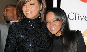 Miała tylko 22 lata. Mąż miał jej podać "toksyczny koktajl leków"