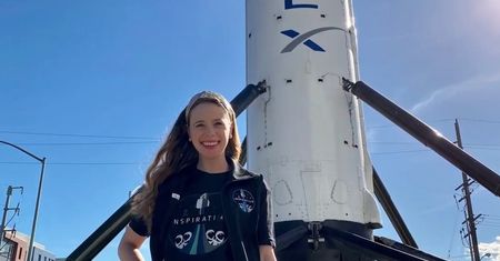 Elon Musk i SpaceX z historyczną misją. Inspiration 4 wielką szansą dla młodej Amerykanki