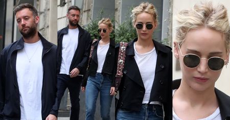 Naburmuszona Jennifer Lawrence wychodzi z chłopakiem z paryskiego hotelu (ZDJĘCIA)