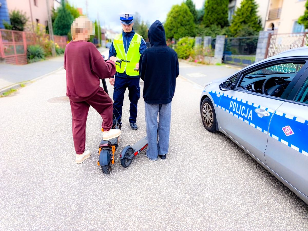 Kolejna akcja mazowieckiej policji na rzecz bezpieczeństwa użytkowników e-hulajnóg i rowerów