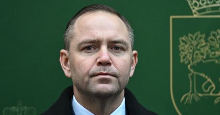 Nawrocki prześwietlony. Tajemniczy raport na biurku Kaczyńskiego