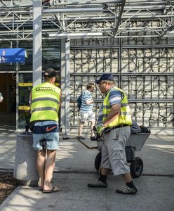 Warszawa. Ruch metra na Bielanach wstrzymany przez bagaż