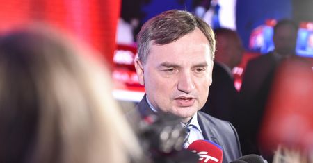 Ziobro czule o politykach Koalicji Obywatelskiej. "Osiołki"