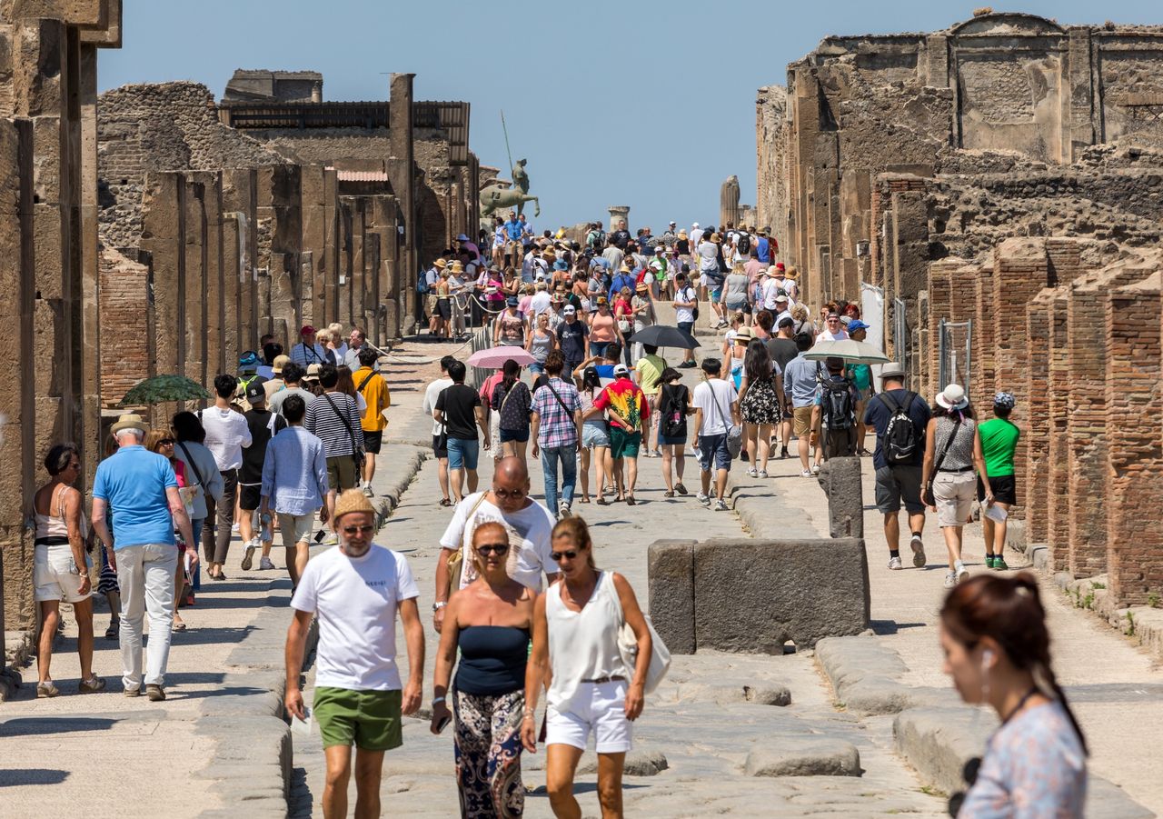 During the holiday season, Pompeii is filled to the brim with tourists.