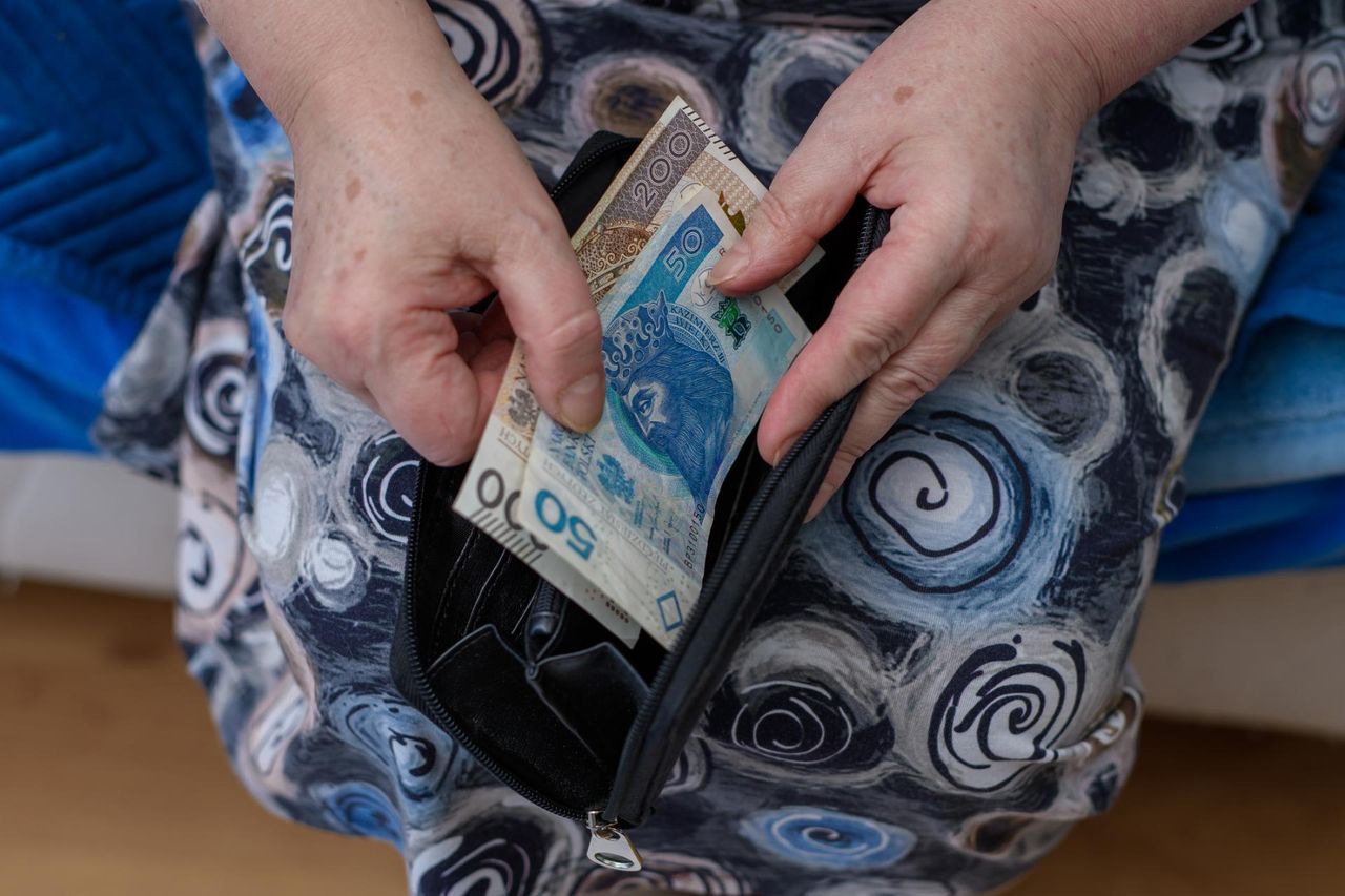 Zasiłek pielęgnacyjny i dodatki do renty. Jakie są świadczenia dla osób niepełnosprawnych?