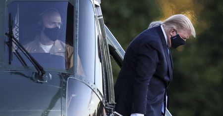 Koronawirus. Donald Trump zakażony. Dr Paweł Grzesiowski ocenia sposób leczenia prezydenta USA