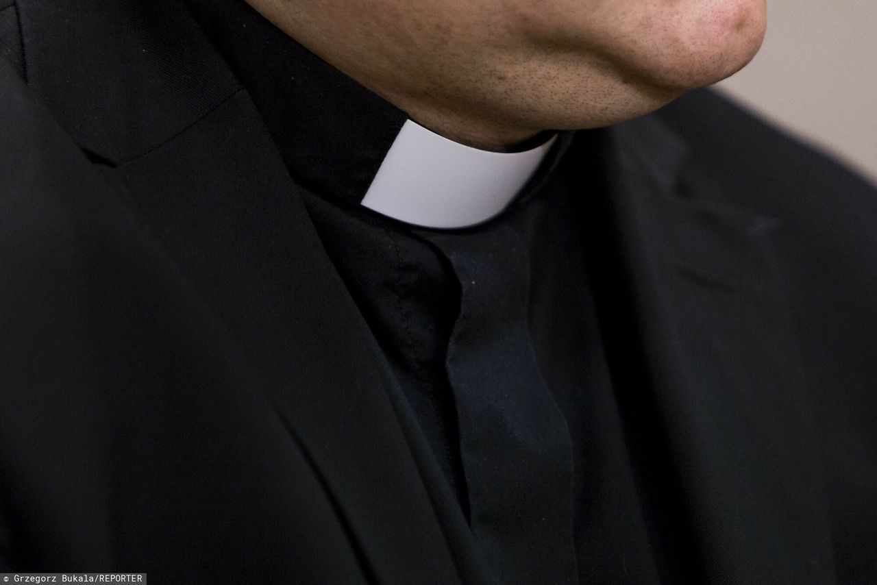Sąd zdecydował w sprawie księdza. Brutalnie napastował parafiankę