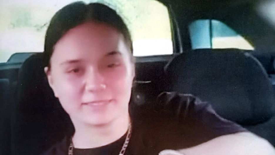 Policja podaje dokładny rysopis dziewczyny i prosi o pomoc