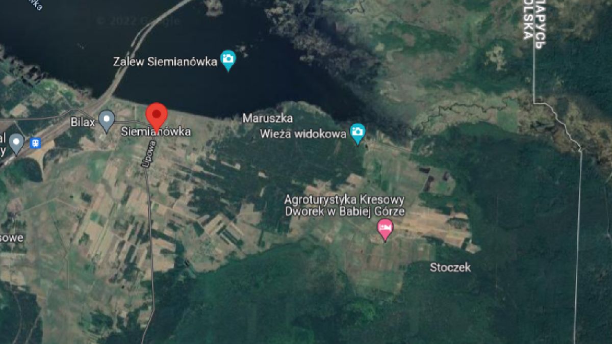 Migranci utknęli na podmokłym terenie w okolicach granicy z Białotusią.