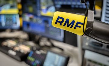 Lato w RMF FM: wakacyjne pasma, podcasty i akcje ze słuchaczami