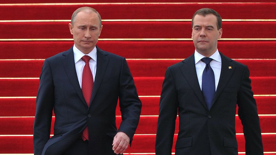 Władimir Putin i Dmitrij Miedwiediew