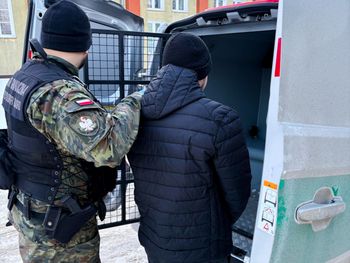 Rosjanin wydalony z Polski. Był skazany za gwałt, pobicie i kradzieże