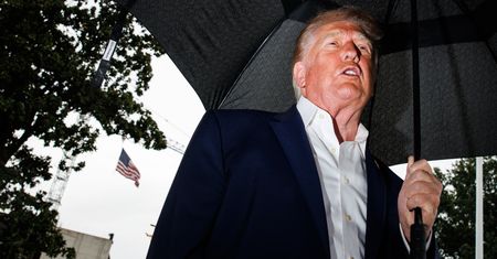 Donald Trump zapowiada kolejne rozmowy z Iranem. Wciąż rozważa bombardowania